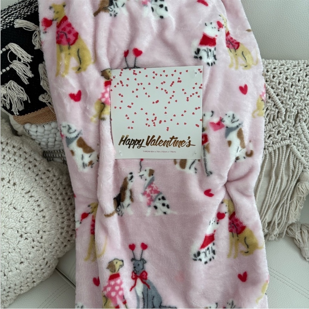 Valentine’s Day Cats Oversized Throw Blanket
